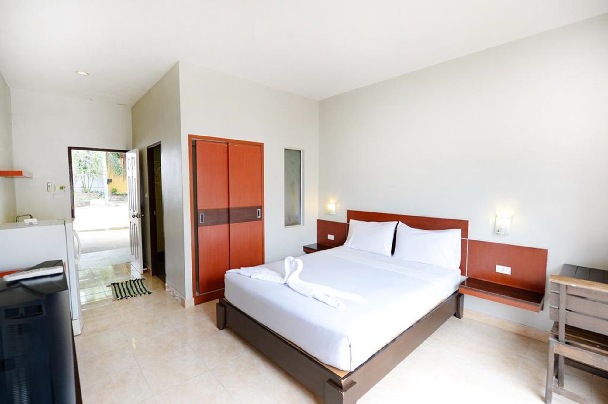 Paradise Resort Ban Nong Pla Lai Exterior foto
